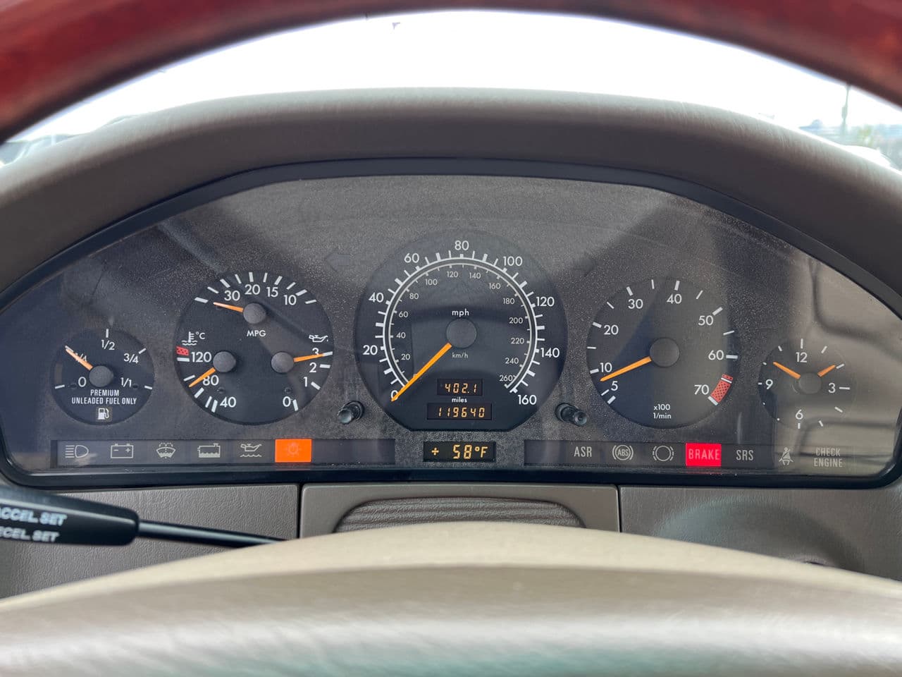 Mercedes S 320 1995 — Миниатюра 8