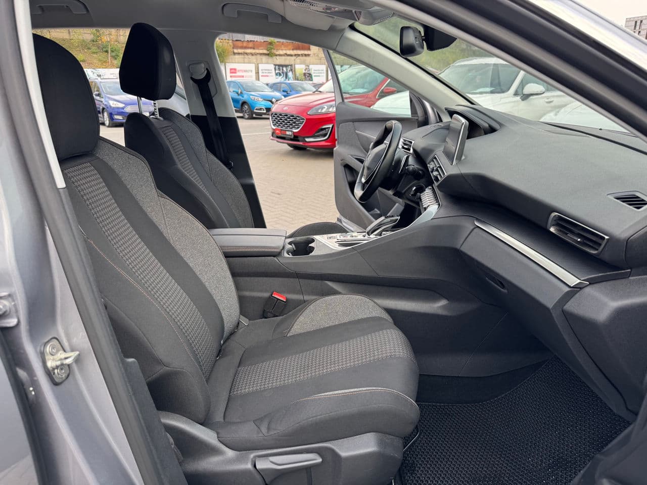 Peugeot 3008 2019 — Миниатюра 15