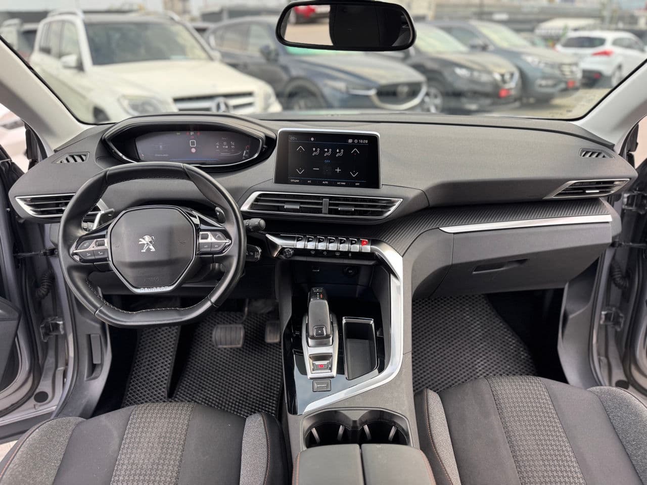 Peugeot 3008 2019 — Миниатюра 6