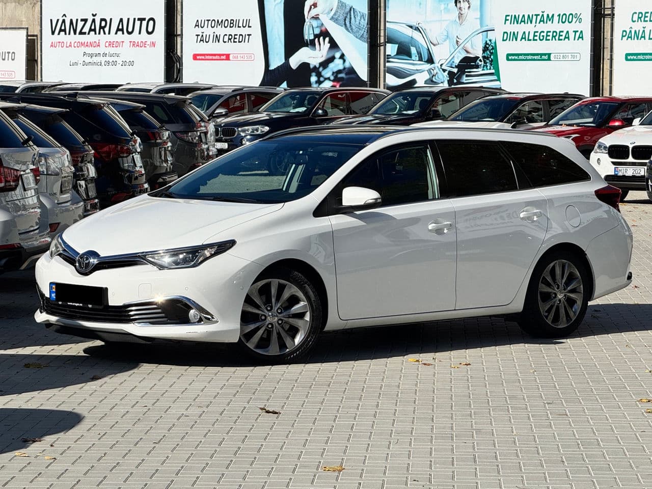 Toyota Auris 2015 — Миниатюра 2