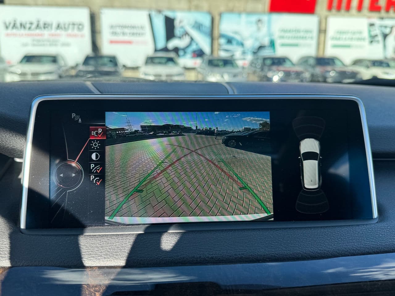 BMW X5 4.0e 2016 — Миниатюра 10