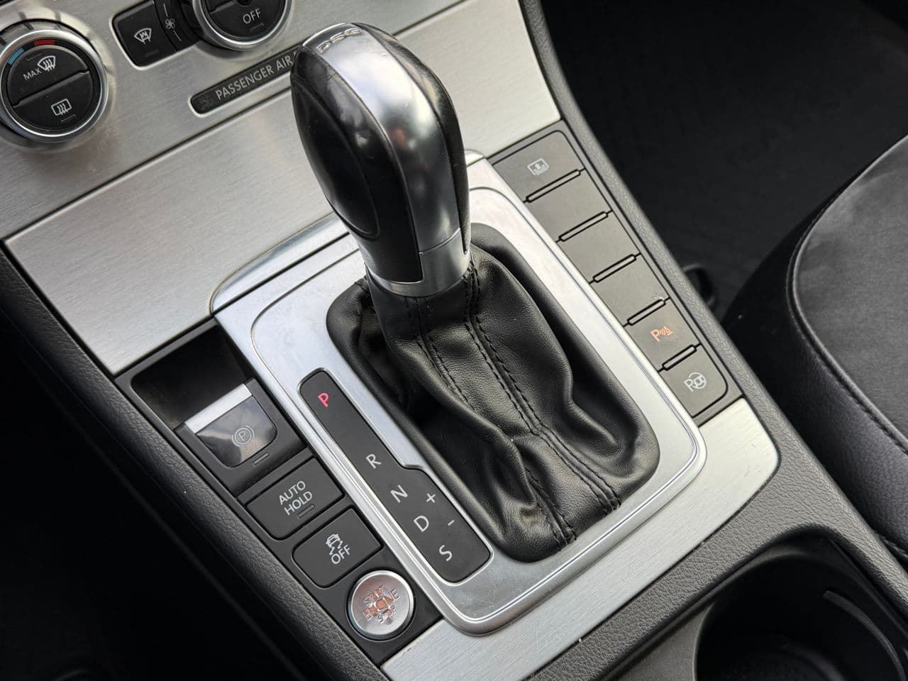 Volkswagen Passat 2014 — Миниатюра 15