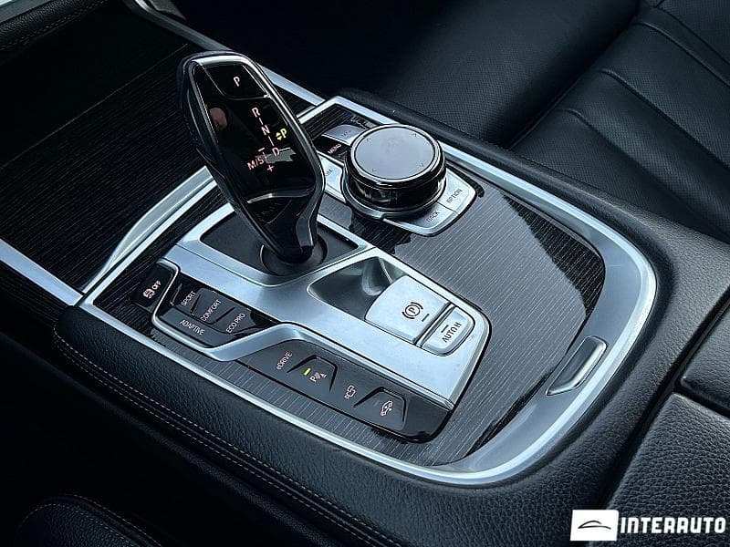 BMW 740e 2017 — Миниатюра 19