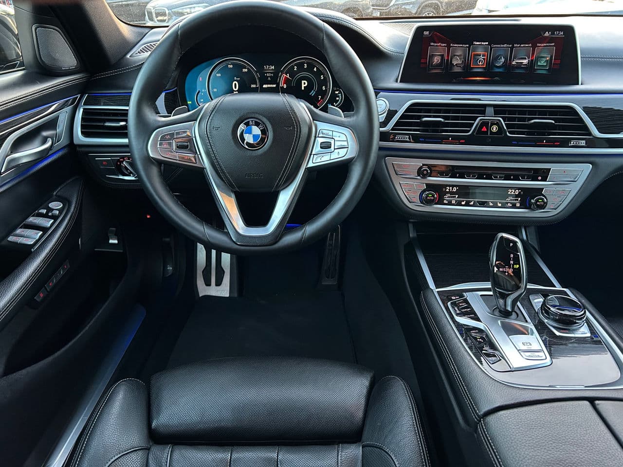 BMW 740e 2017 — Миниатюра 10