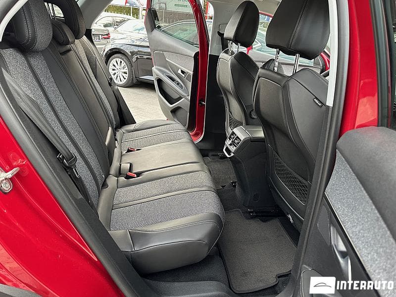 Peugeot 3008 2018 — Миниатюра 8