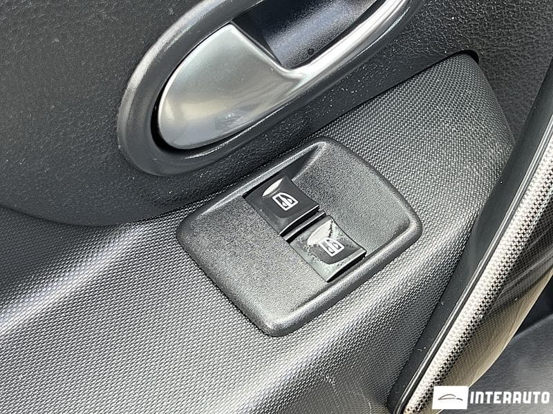 Dacia Sandero Stepway 2017 — Миниатюра 17