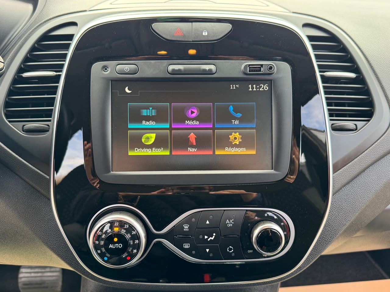 Renault Captur 2019 — Миниатюра 11
