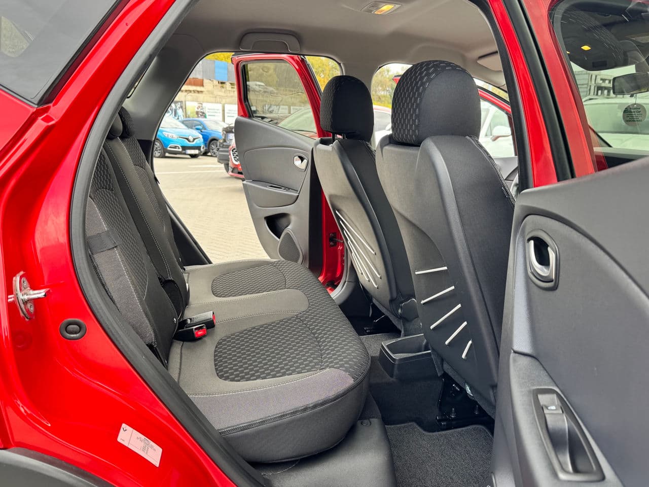 Renault Captur 2019 — Миниатюра 15