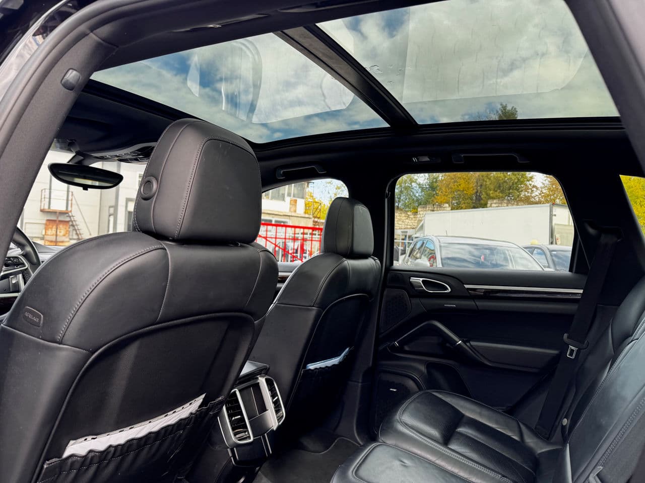 Porsche Cayenne S Hybrid 2015 — Миниатюра 13