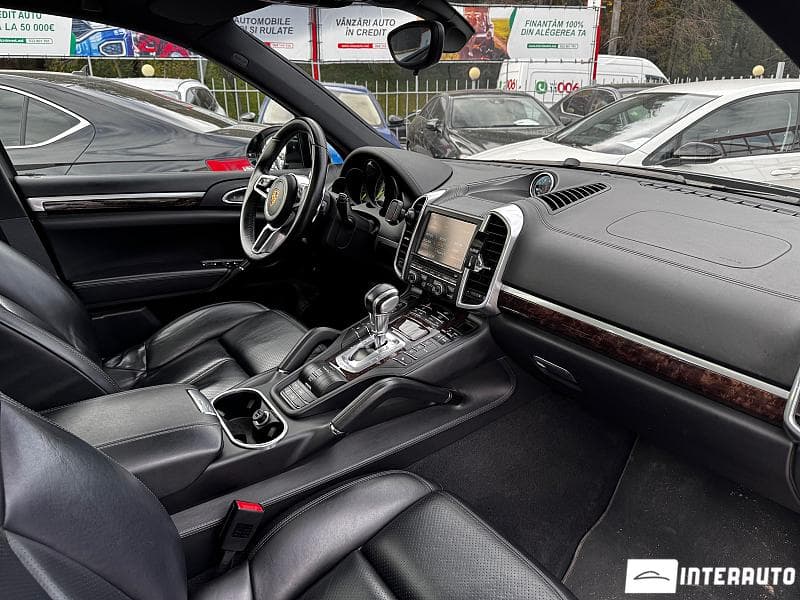 Porsche Cayenne S Hybrid 2015 — Миниатюра 6