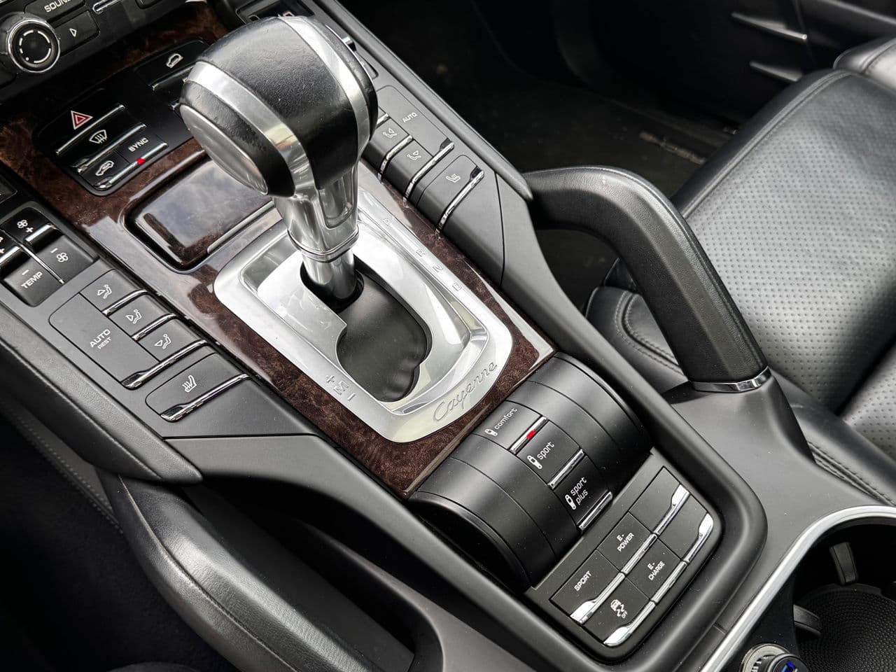 Porsche Cayenne S Hybrid 2015 — Миниатюра 12