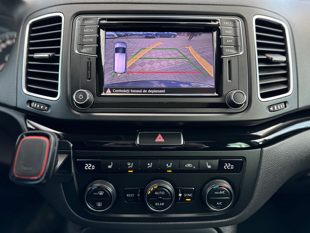 Volkswagen Sharan 2019 — Миниатюра 12