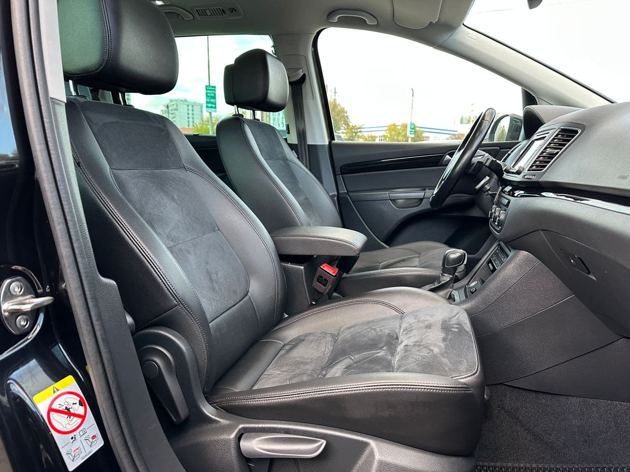 Volkswagen Sharan 2019 — Миниатюра 14