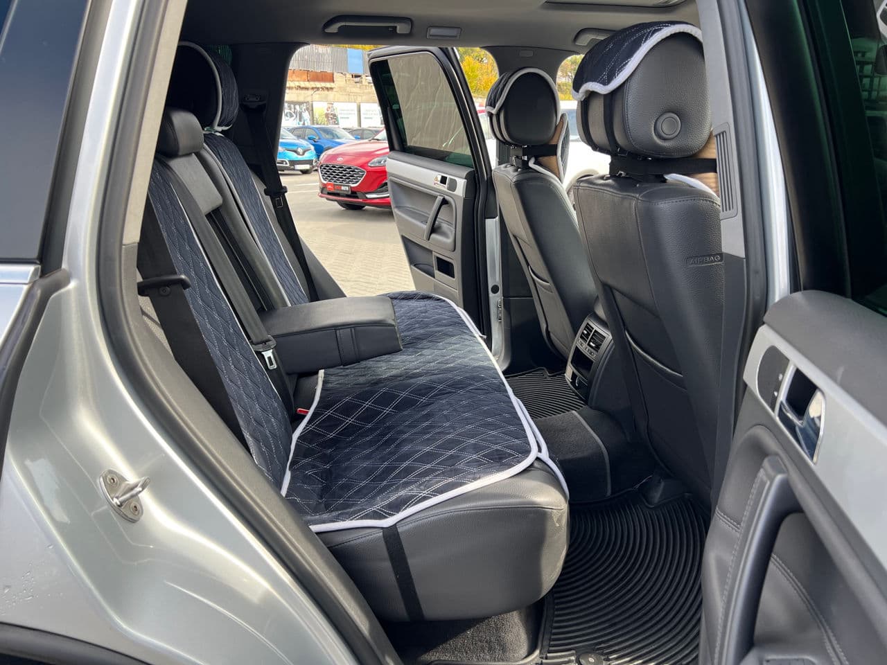 Volkswagen Touareg 2008 — Миниатюра 13