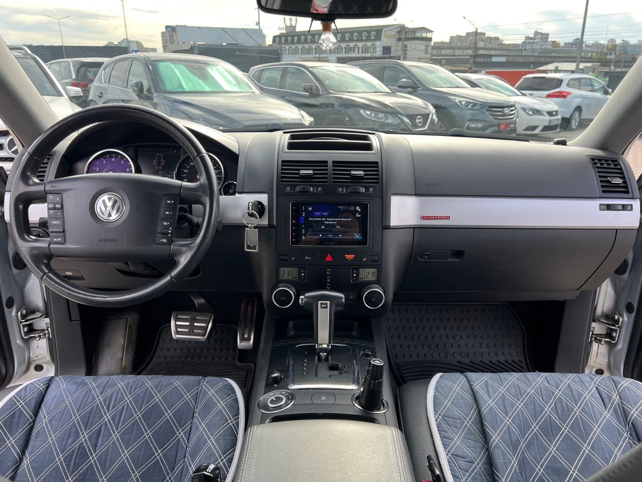 Volkswagen Touareg 2008 — Миниатюра 6