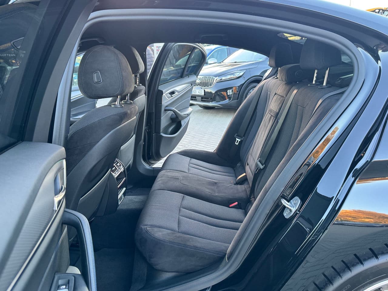 BMW 520 2017 — Миниатюра 13