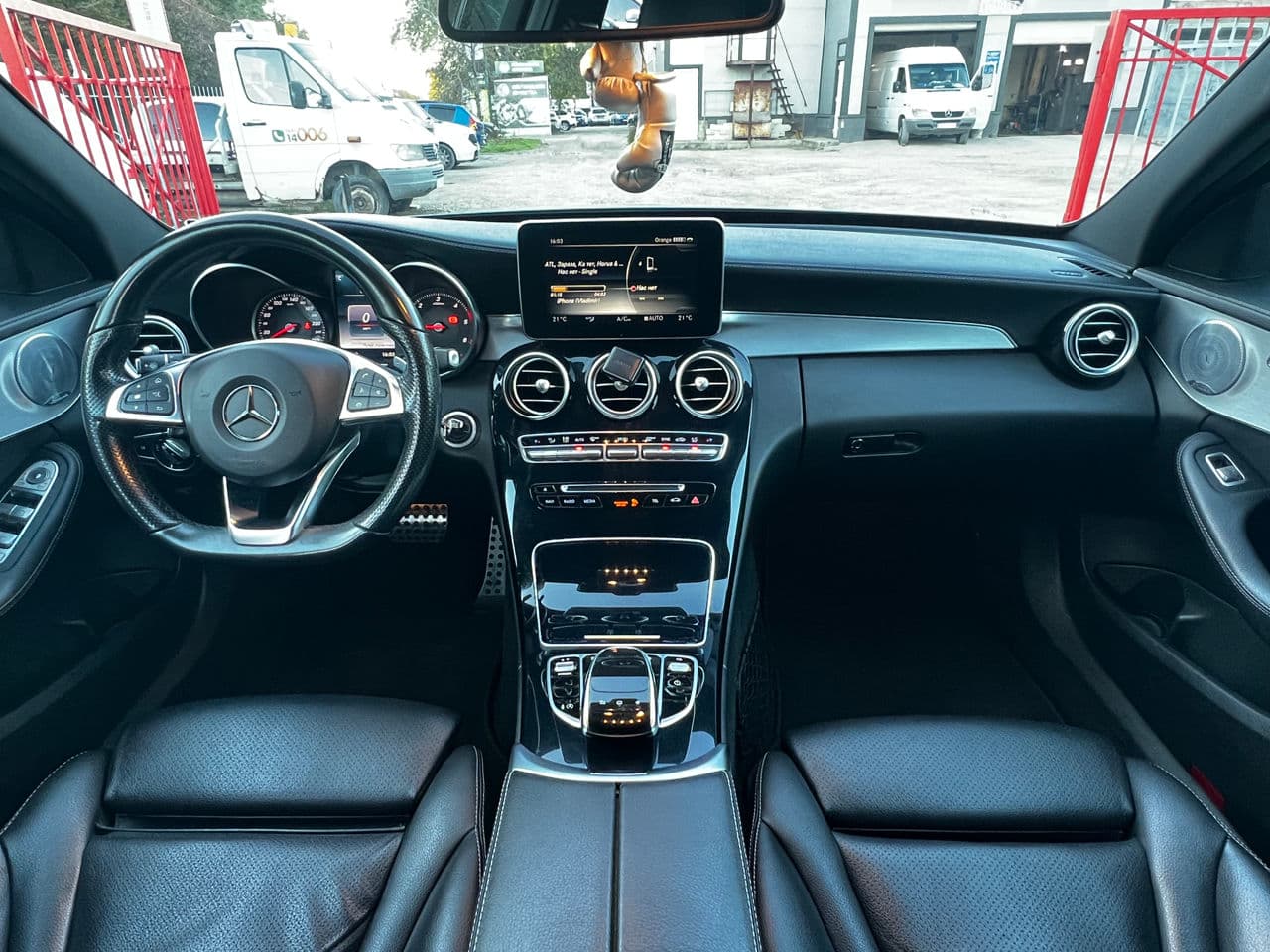 Mercedes C 220 2015 — Миниатюра 7