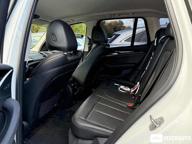 BMW X3 2.0D 2022 — Миниатюра 16
