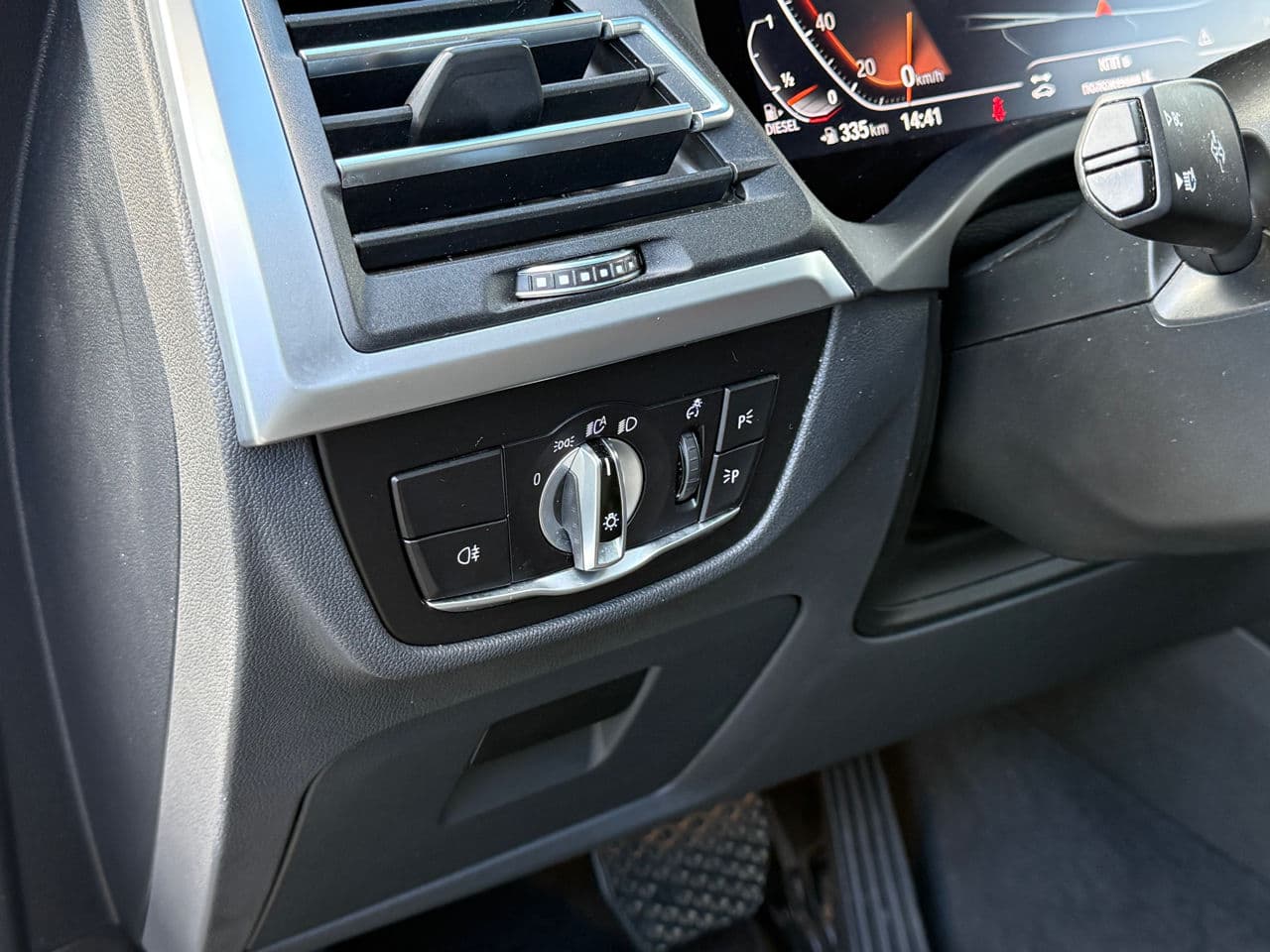 BMW X3 2.0D 2022 — Миниатюра 7