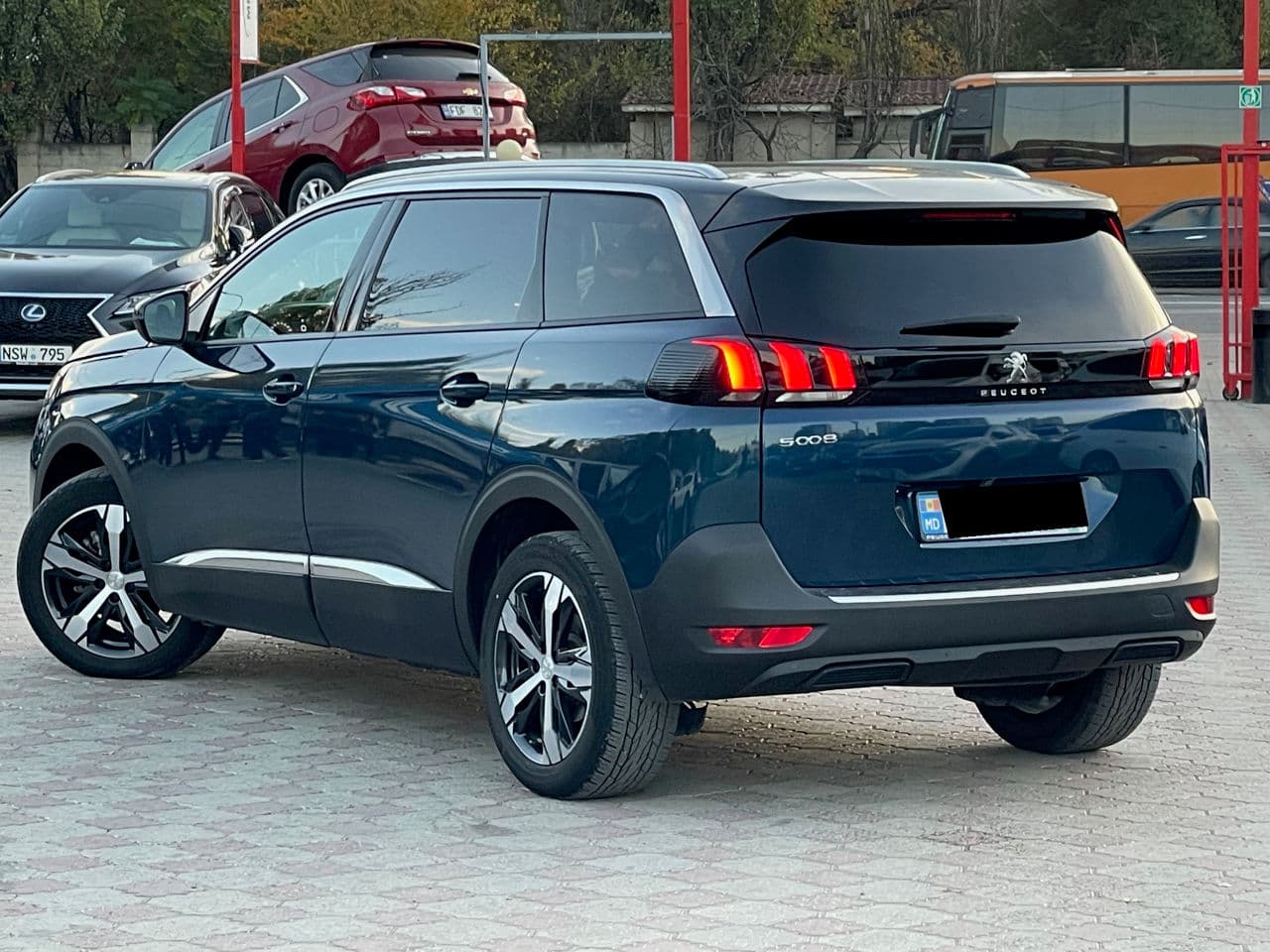 Peugeot 5008 2023 — Миниатюра 2