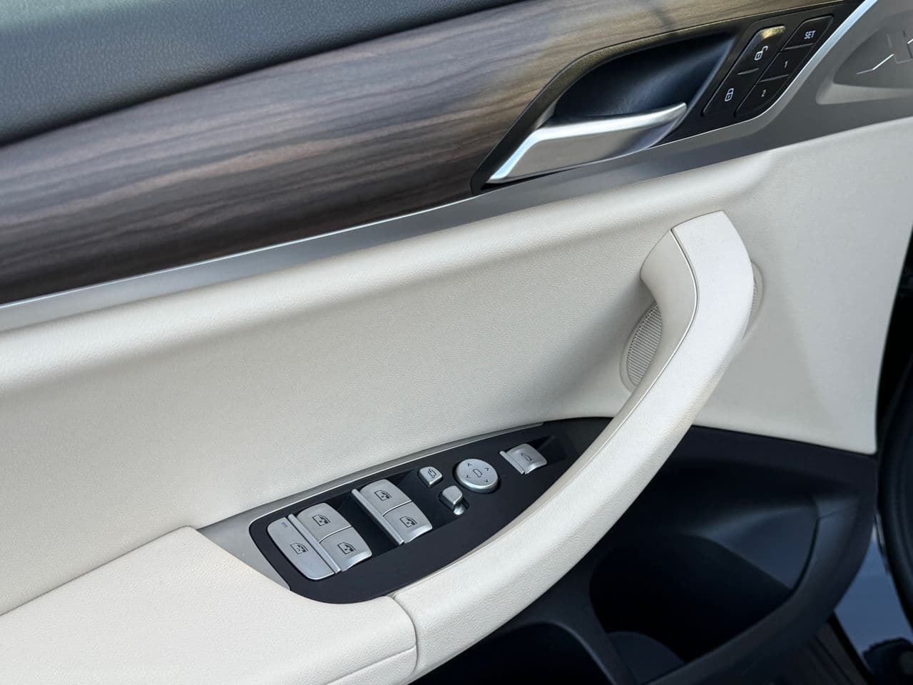 BMW X4 3.0i 2020 — Миниатюра 8