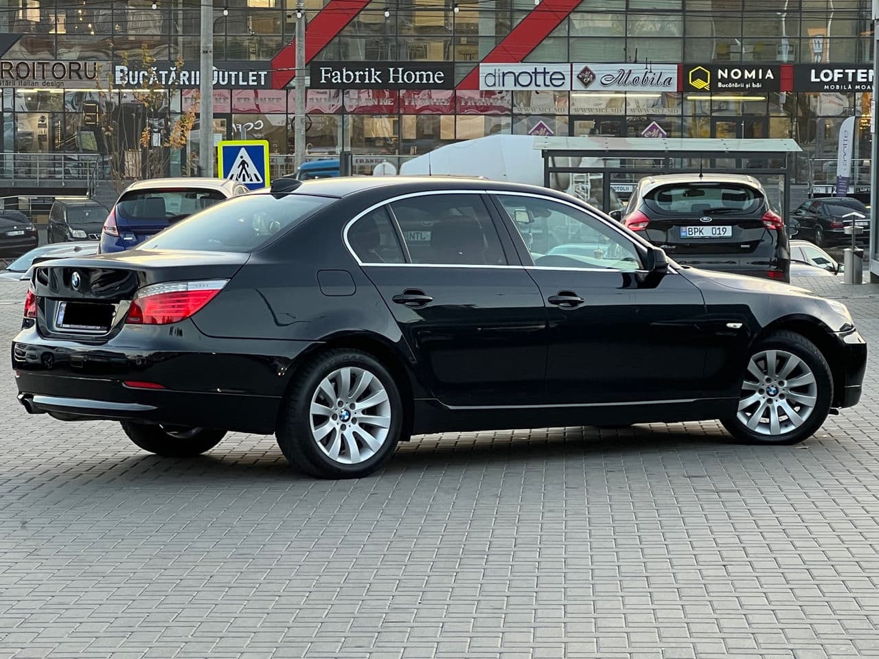 BMW 520 2009 — Миниатюра 3