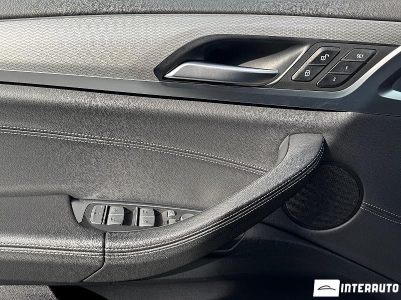 BMW X3 2.0D 2018 — Миниатюра 16