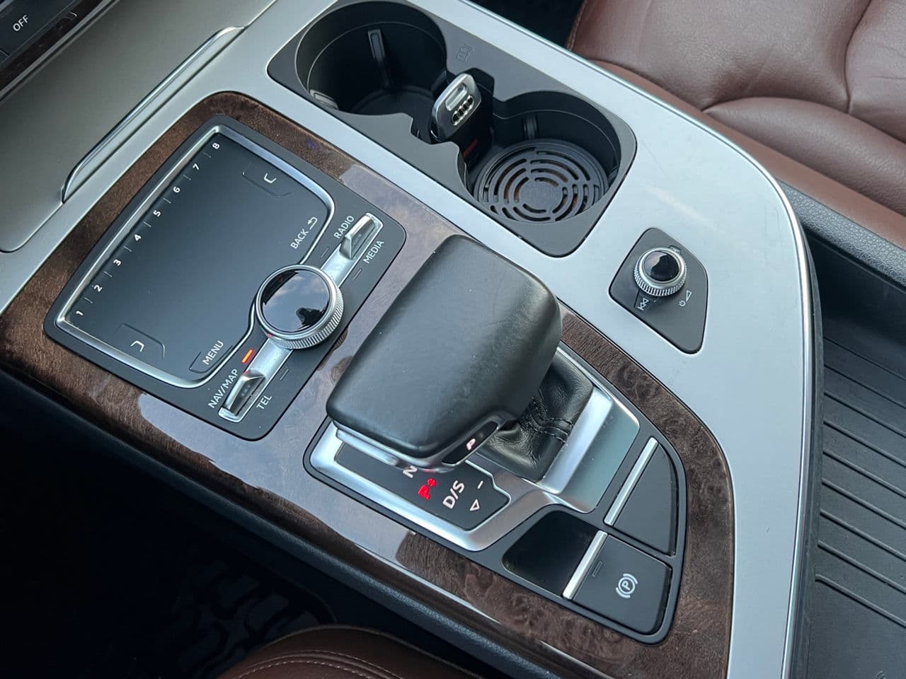 Audi Q7 2018 — Миниатюра 16