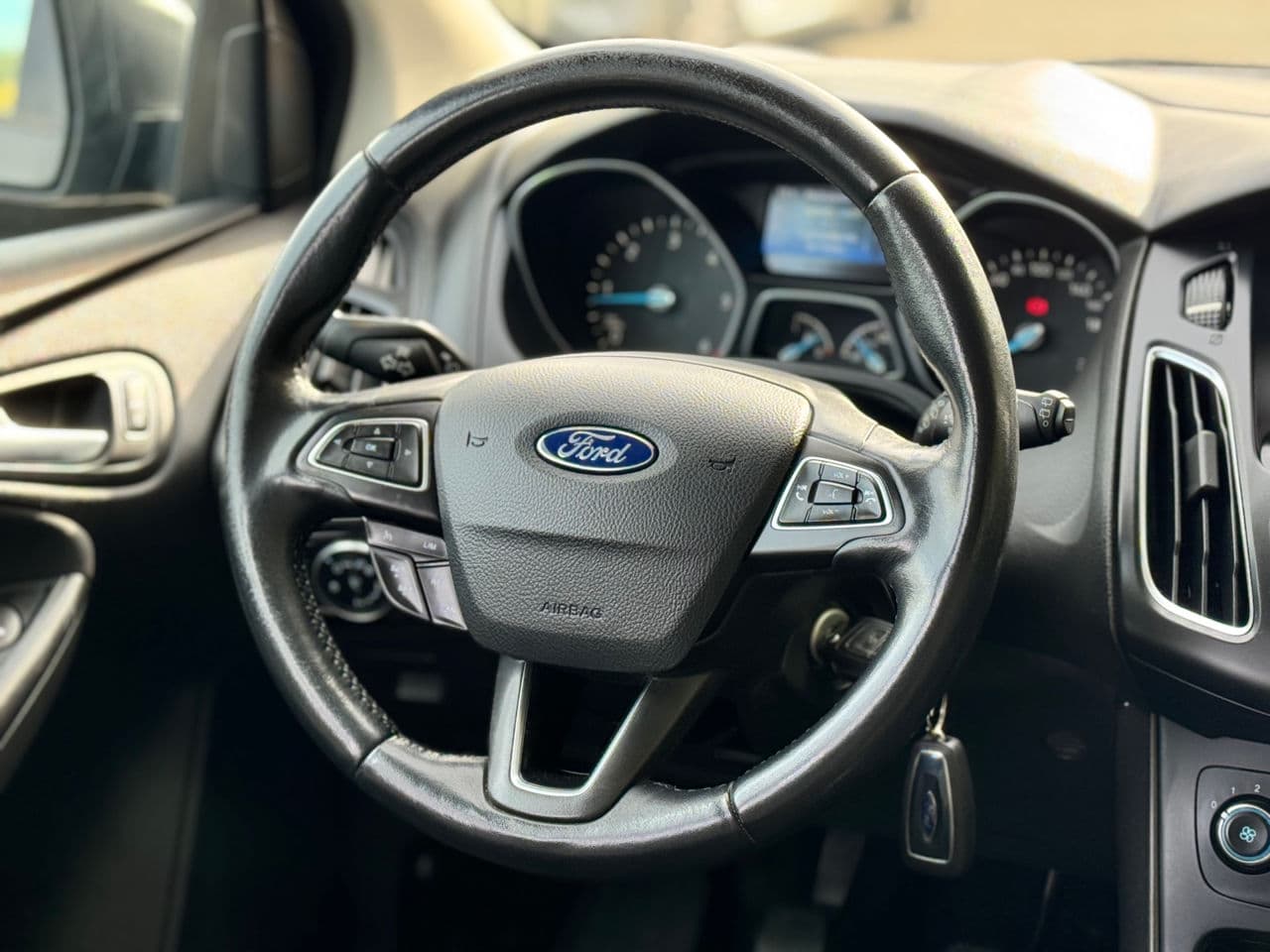 Ford Focus 2016 — Миниатюра 10