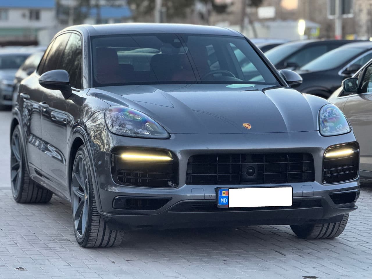 Porsche Cayenne E-Hybrid 2019 — Миниатюра 3