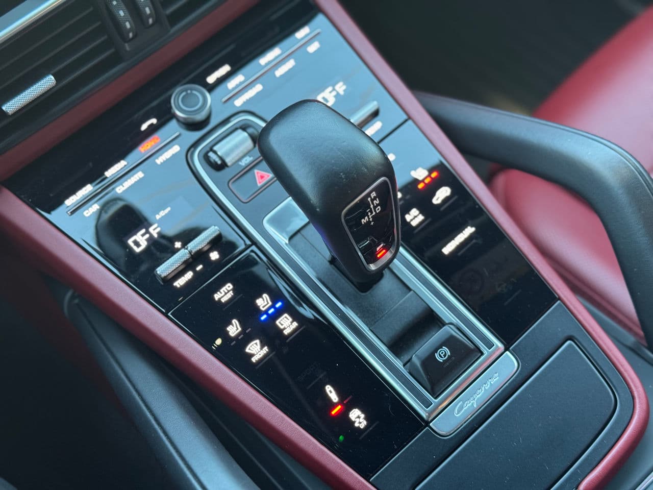 Porsche Cayenne E-Hybrid 2019 — Миниатюра 16