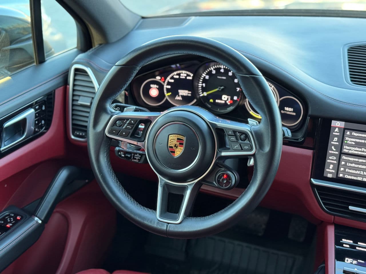 Porsche Cayenne E-Hybrid 2019 — Миниатюра 11