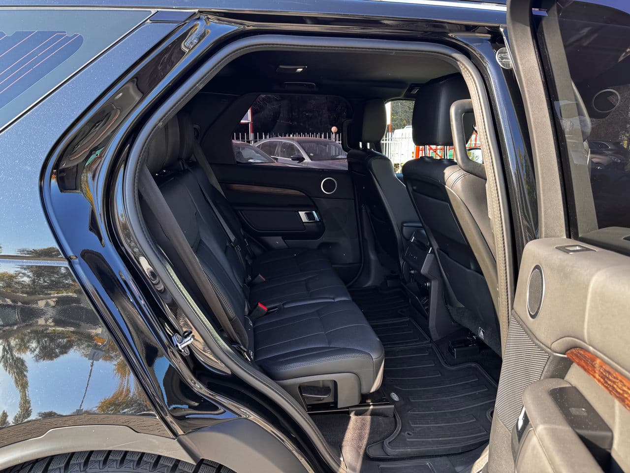 2019 Land Rover Discovery — Miniatură 20