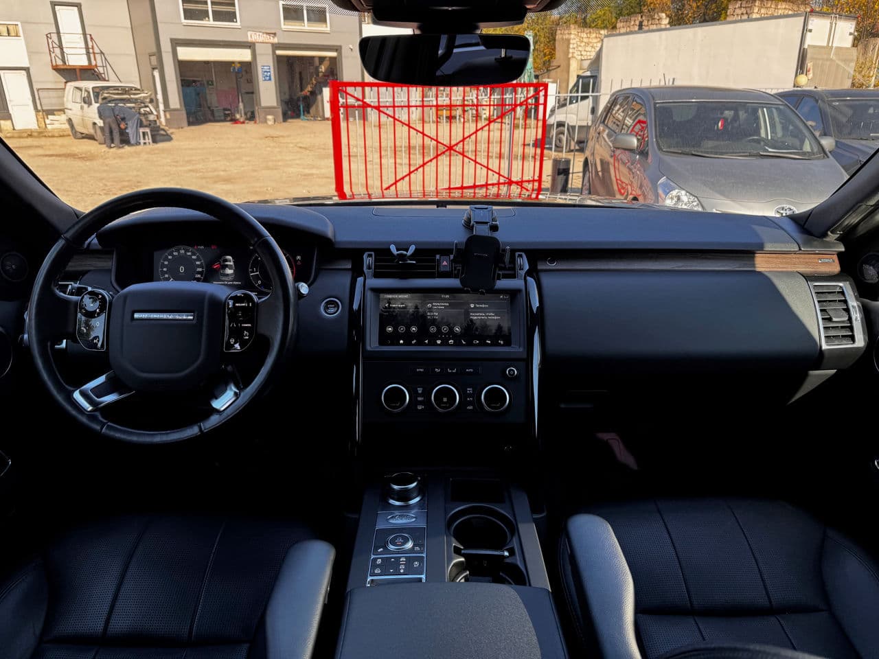 2019 Land Rover Discovery — Miniatură 7