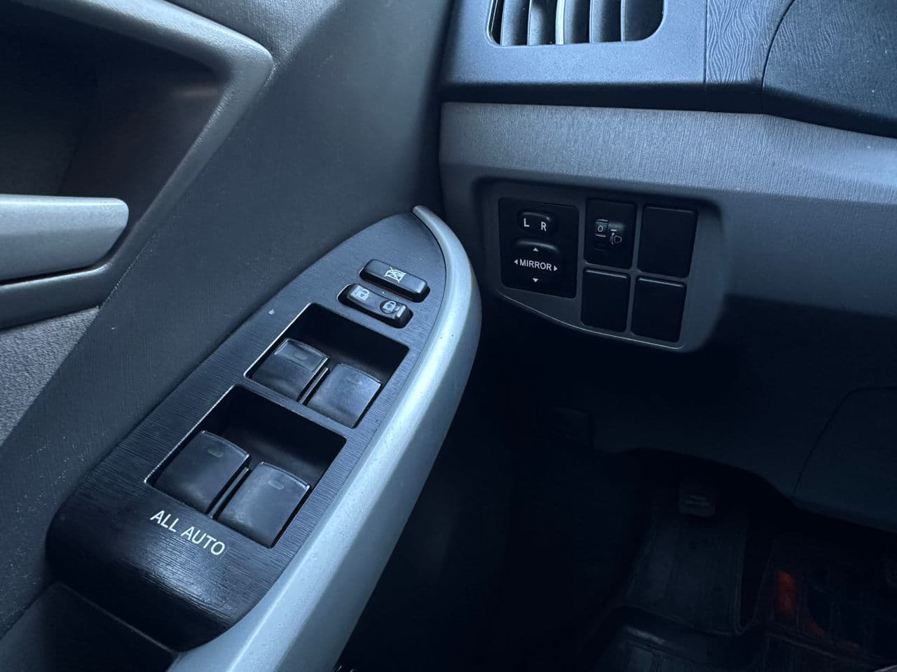 Toyota Prius 2009 — Миниатюра 6