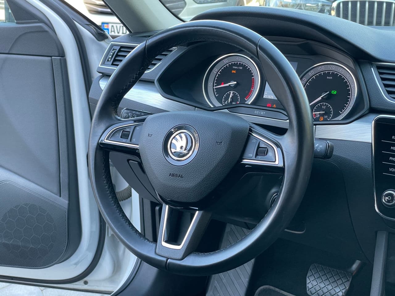 Skoda Superb 2019 — Миниатюра 9