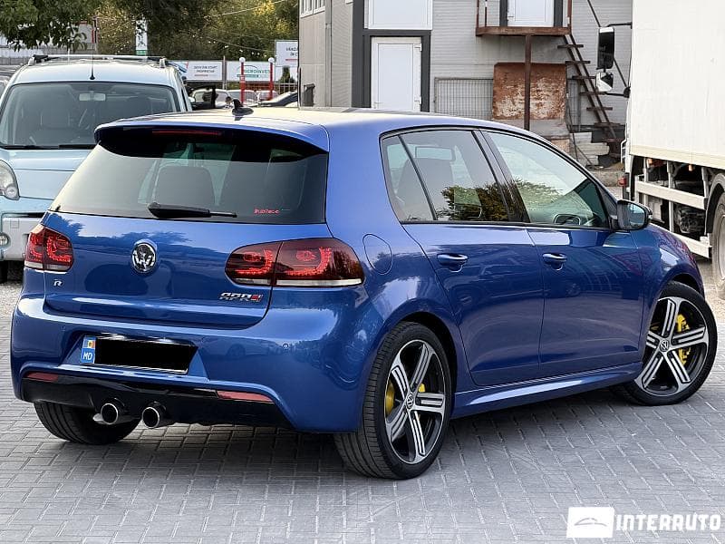 Volkswagen Golf R 2010 — Миниатюра 2