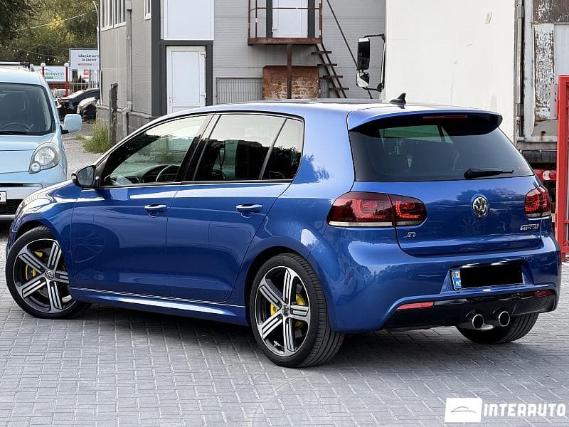 Volkswagen Golf R 2010 — Миниатюра 4