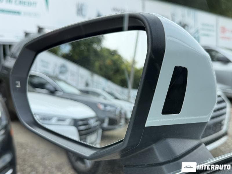 Audi Q3 2019 — Миниатюра 5
