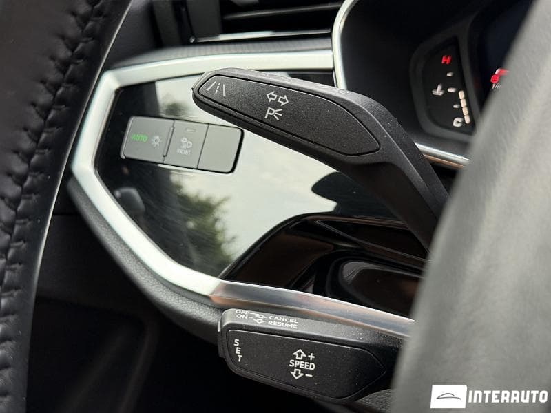 Audi Q3 2019 — Миниатюра 12