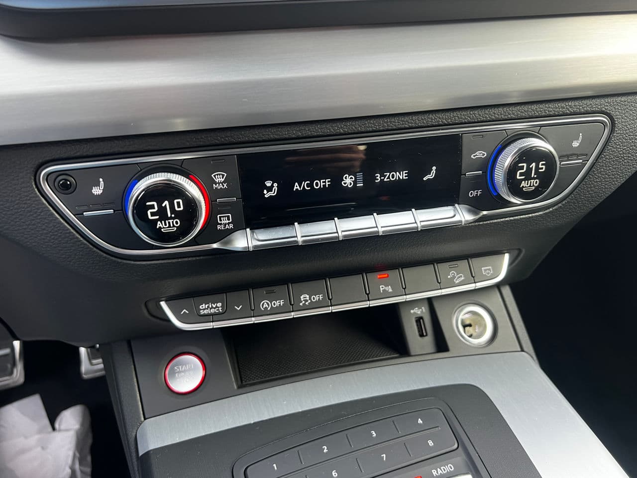Audi SQ5 2019 — Миниатюра 11