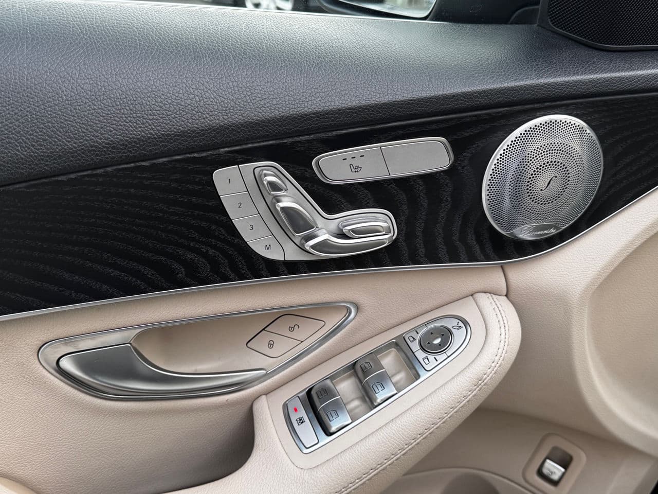 Mercedes C 300 2016 — Миниатюра 21
