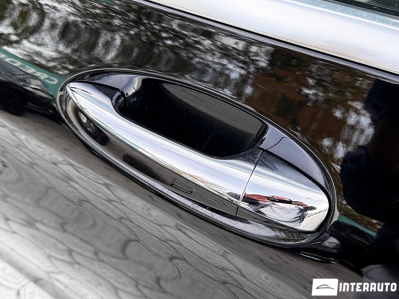 Mercedes C 300 2016 — Миниатюра 19