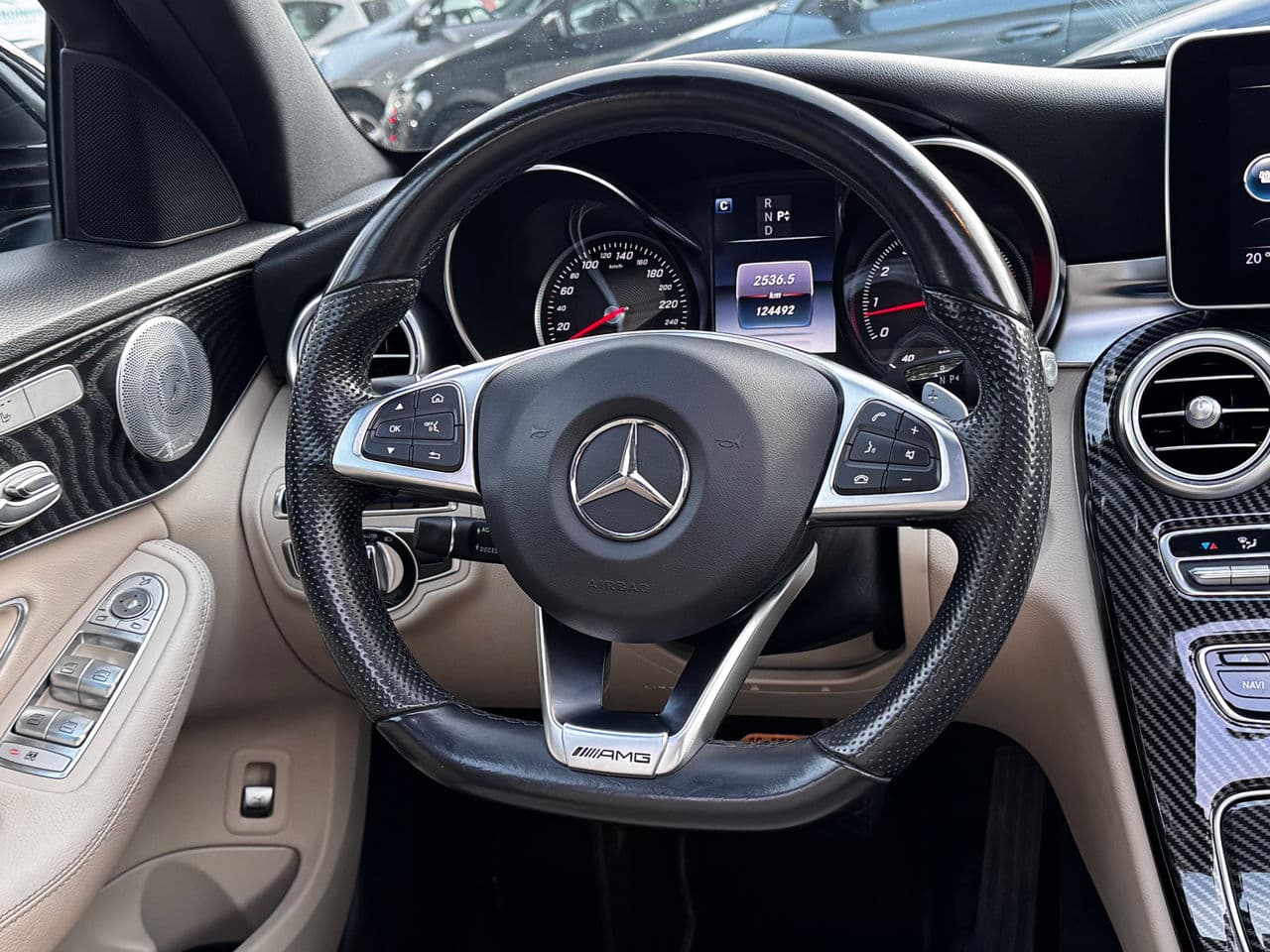 Mercedes C 300 2016 — Миниатюра 8