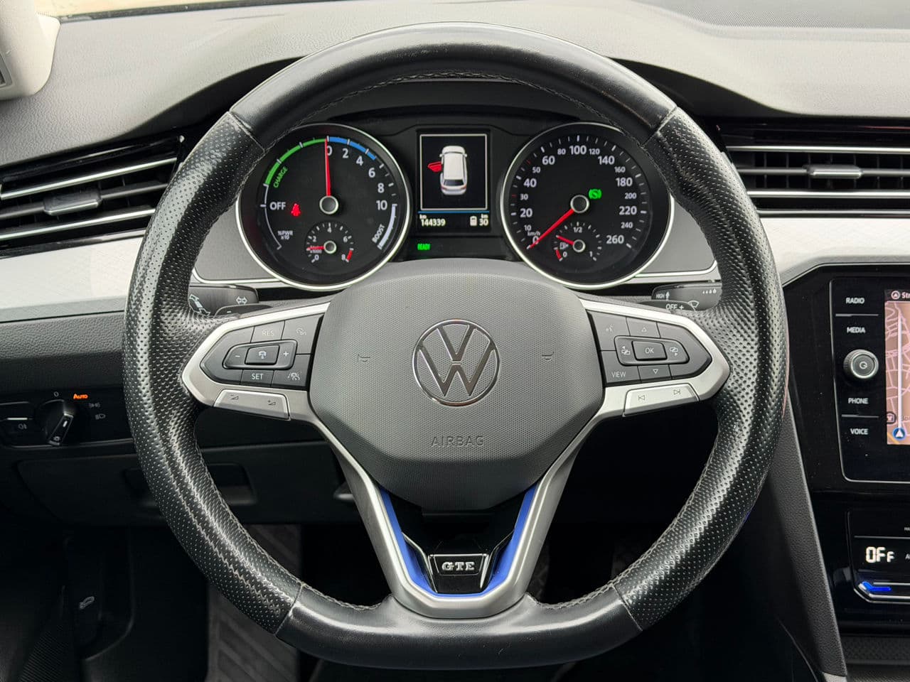 2021 Volkswagen Passat GTE — Miniatură 9