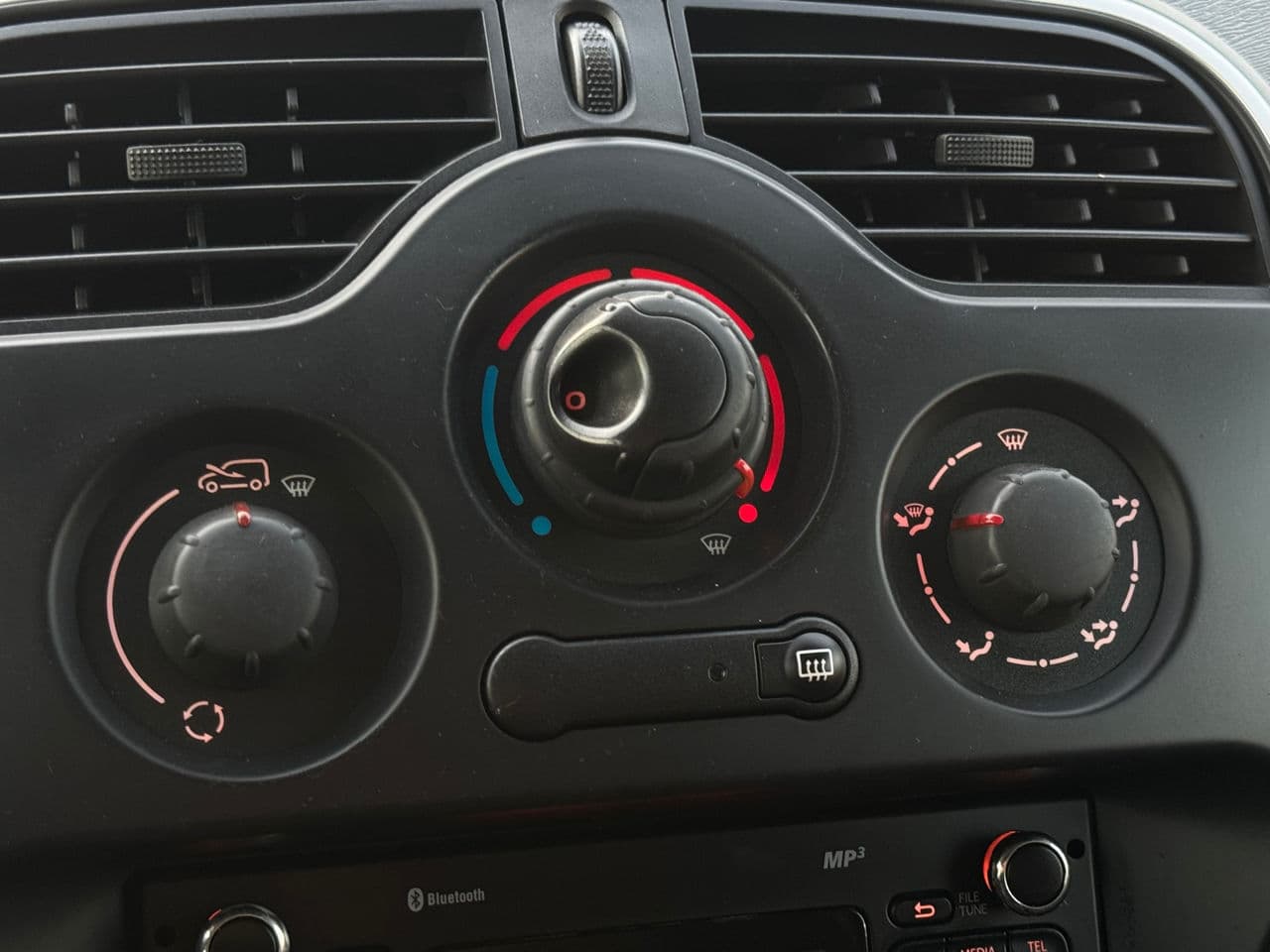 Renault Kangoo 2014 — Миниатюра 9