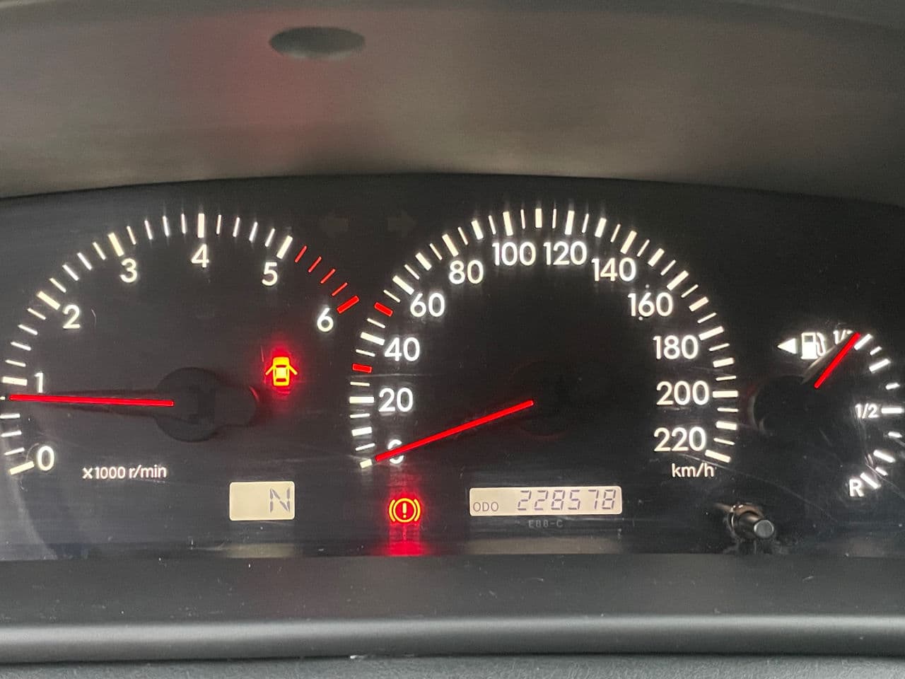 Toyota Corolla 2005 — Миниатюра 10