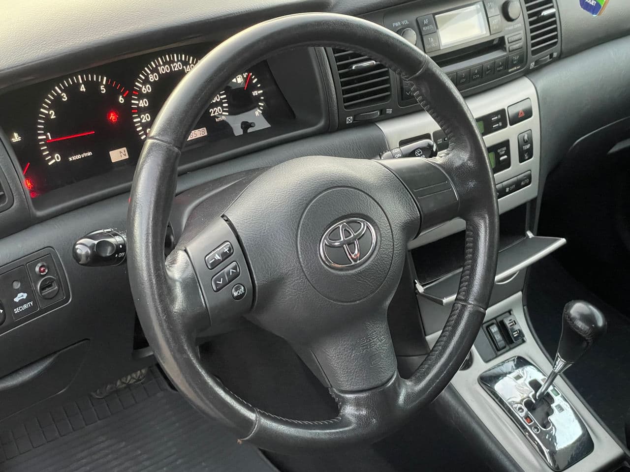 Toyota Corolla 2005 — Миниатюра 7