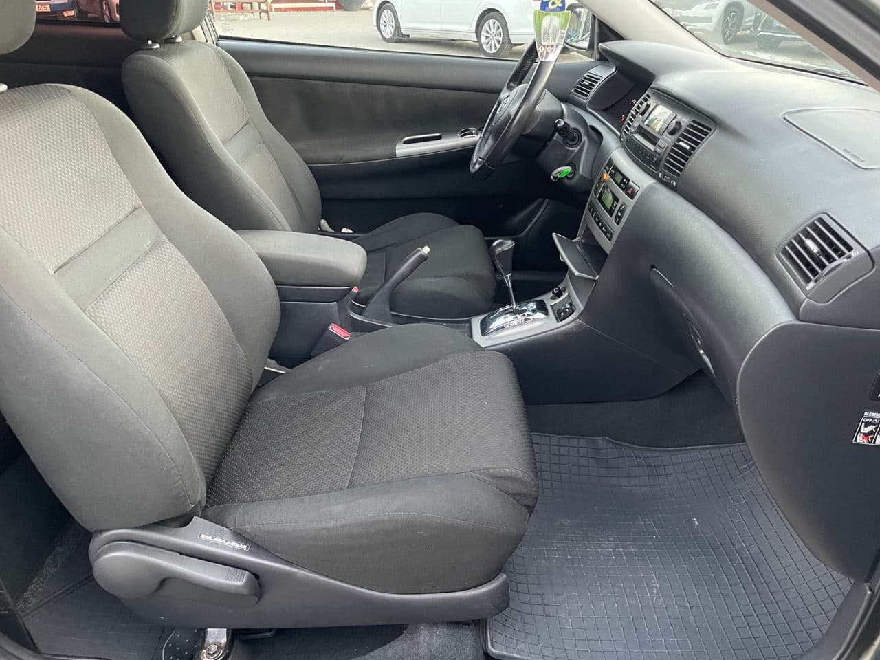 Toyota Corolla 2005 — Миниатюра 13