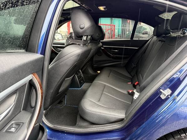 2016 BMW 330 — Miniatură 18